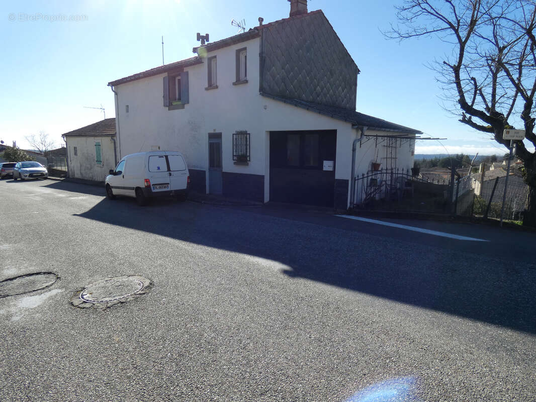 Maison à VILLANIERE