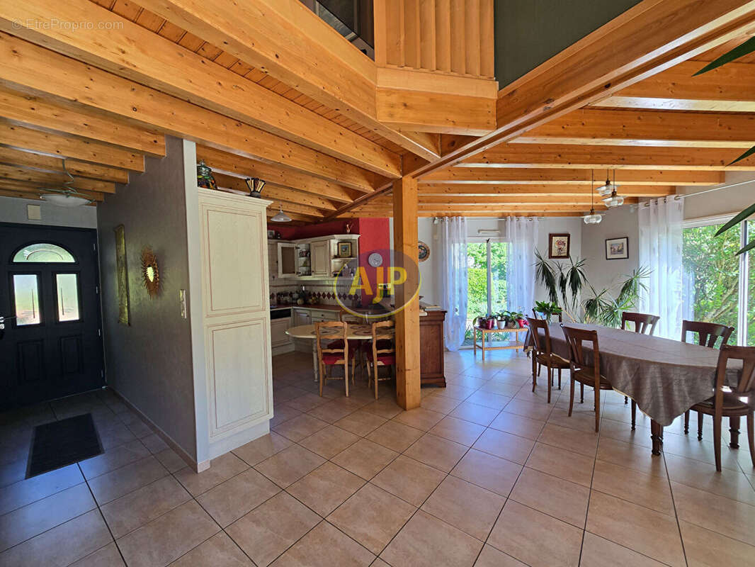 Maison à GUEMENE-PENFAO