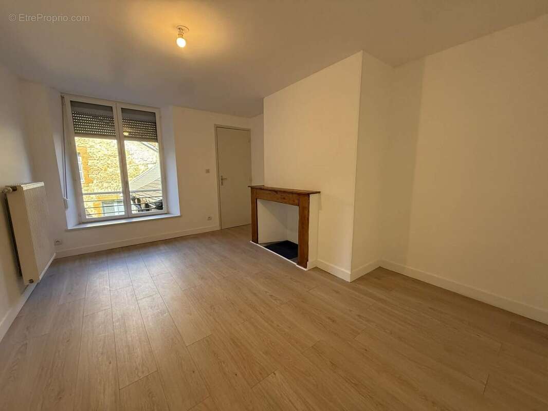 Appartement à CHARLEVILLE-MEZIERES