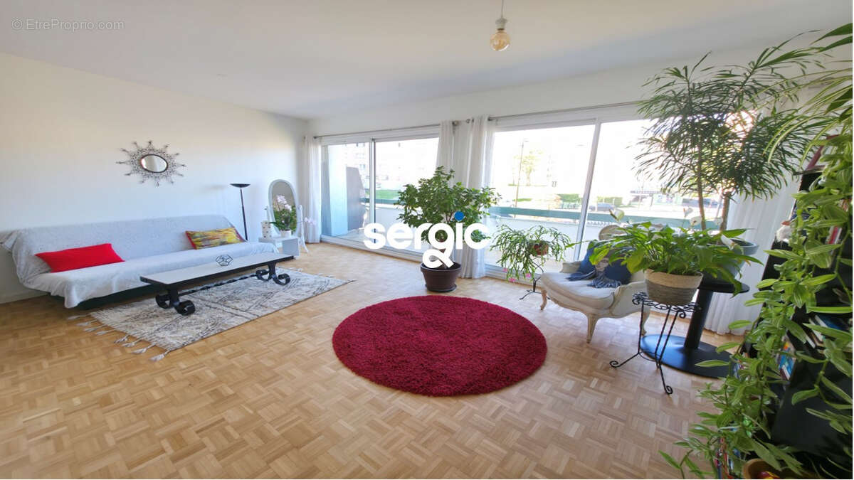 Appartement à CHATENAY-MALABRY