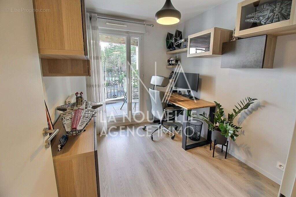 Appartement à ROMAINVILLE