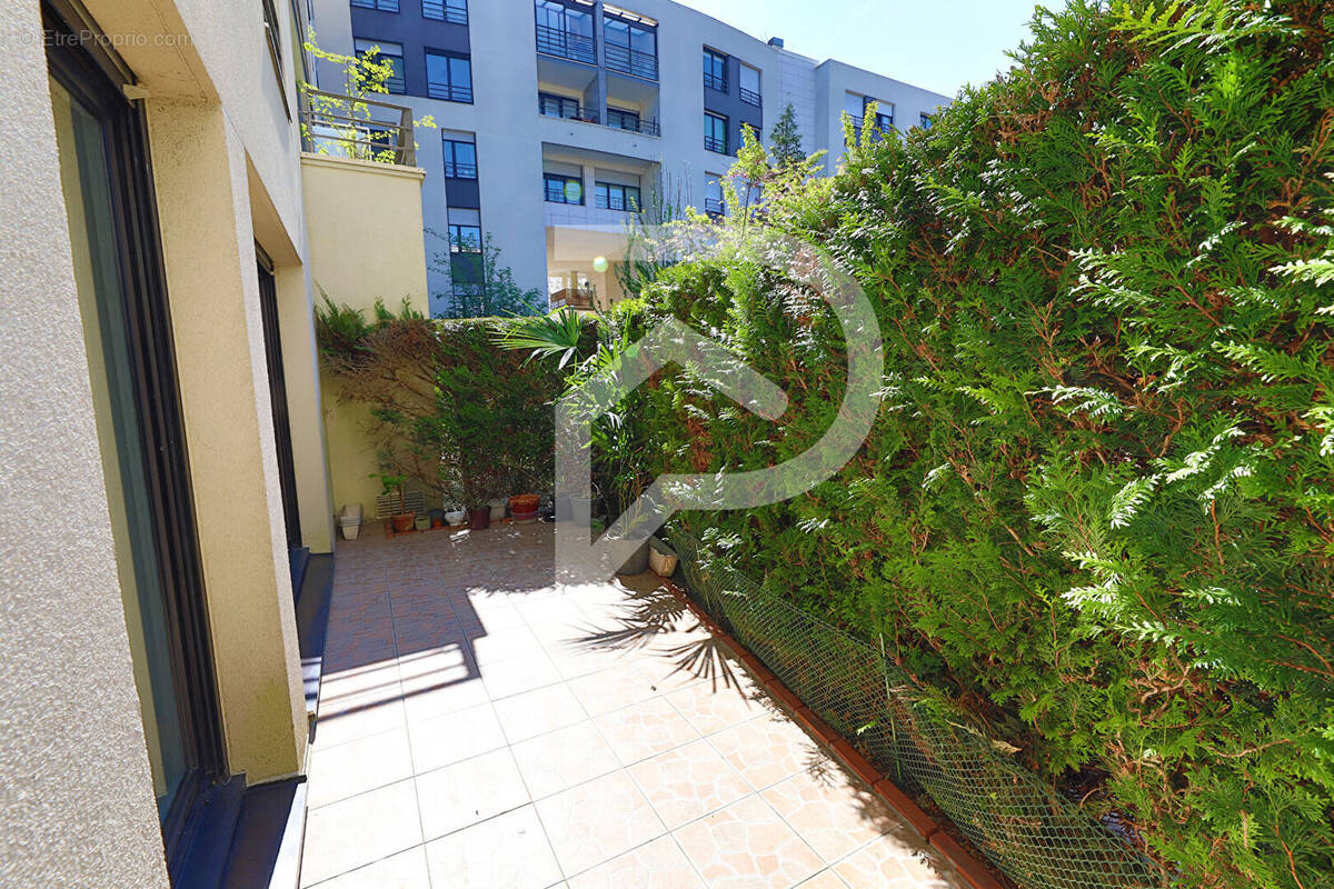 Appartement à RUEIL-MALMAISON