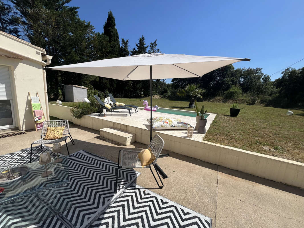 PARIGNARGUES Villa de 135 m2 avec piscine sur terrain de 2700 m2 et hangar de 100 m2 - photo 19