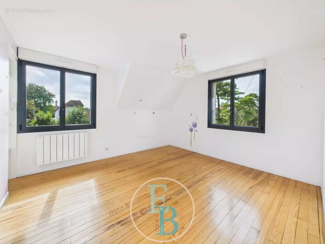 MAISON - T9 - 217m2 - photo 16