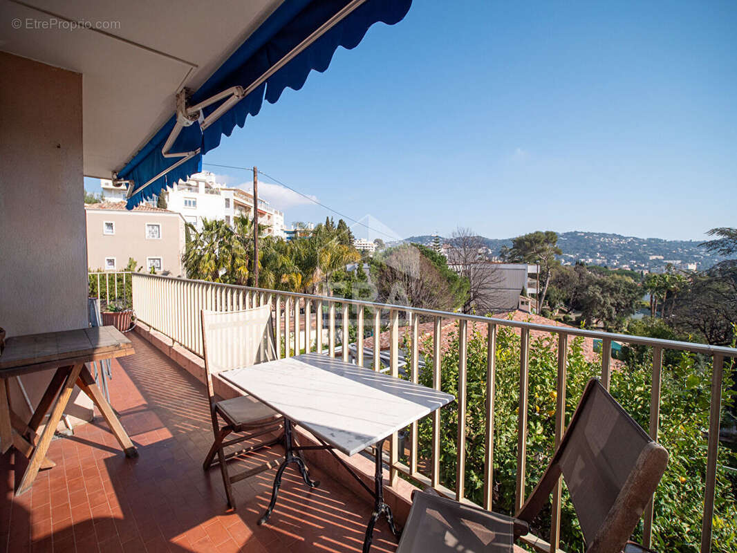 Appartement à CANNES