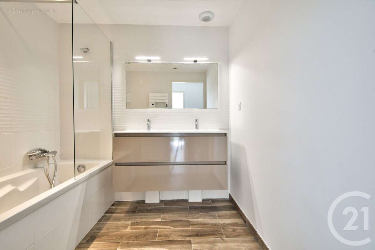 Appartement 69 m² à Nice  - photo 8