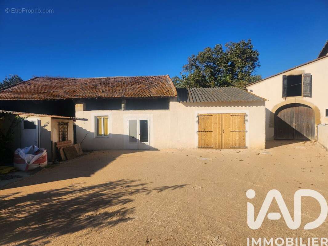 Photo 2 - Maison à CASTILLON-DU-GARD