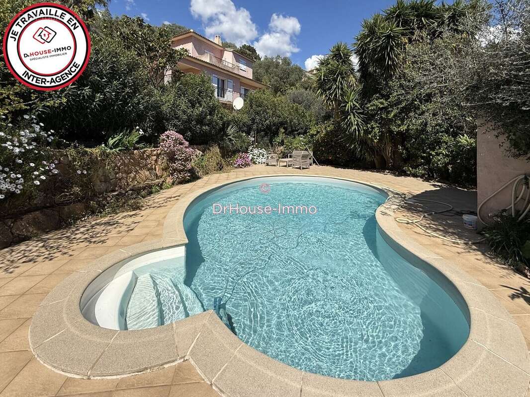 Maison à PORTO-VECCHIO