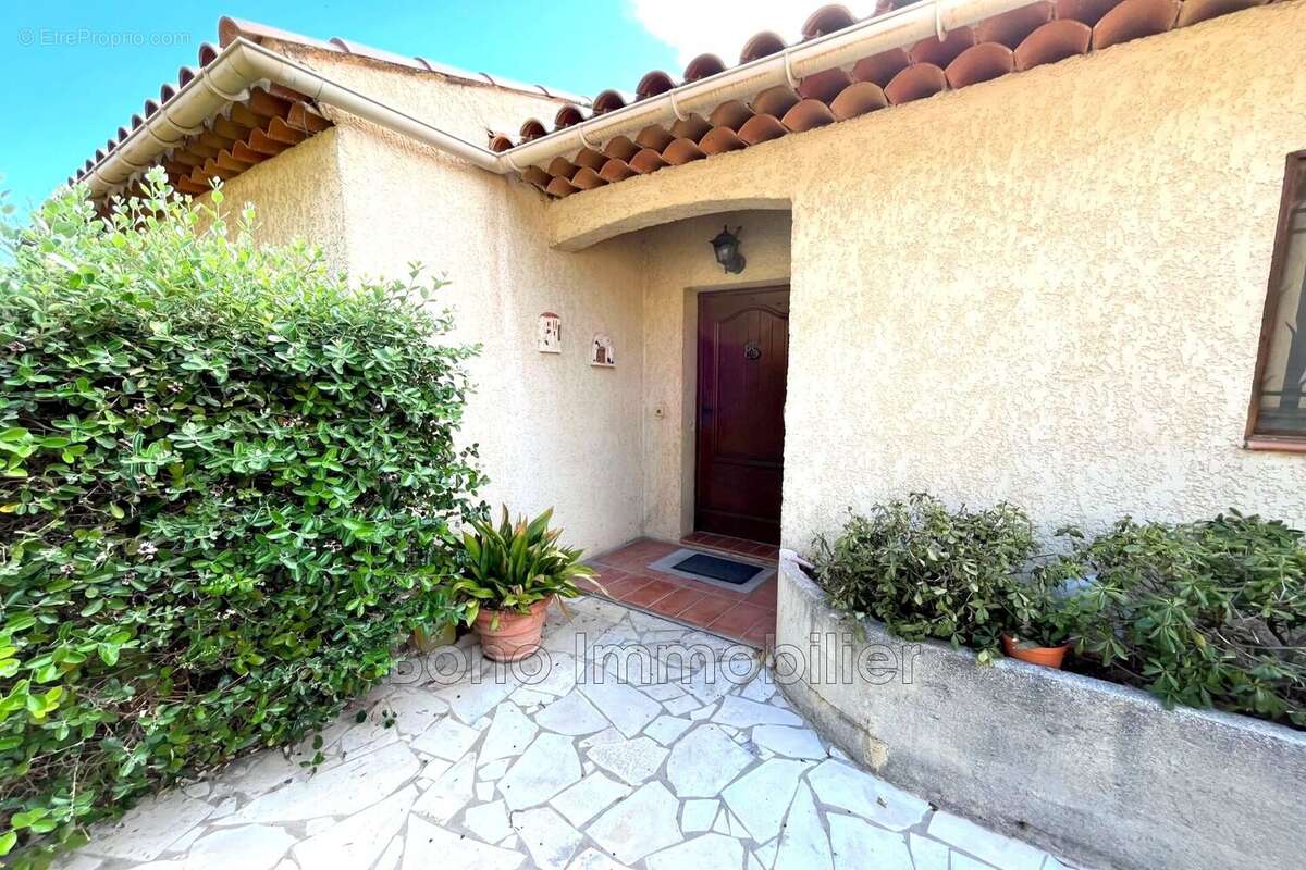 Maison à CAGNES-SUR-MER