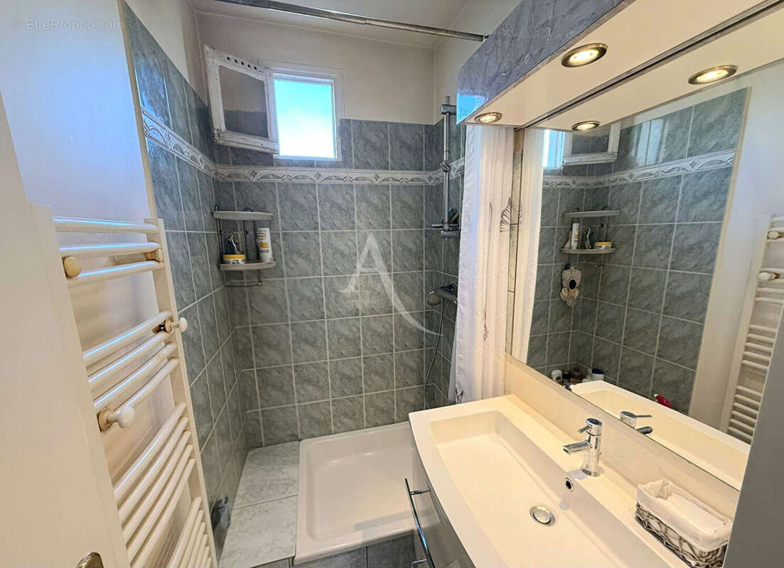 Maison à LE PERREUX-SUR-MARNE