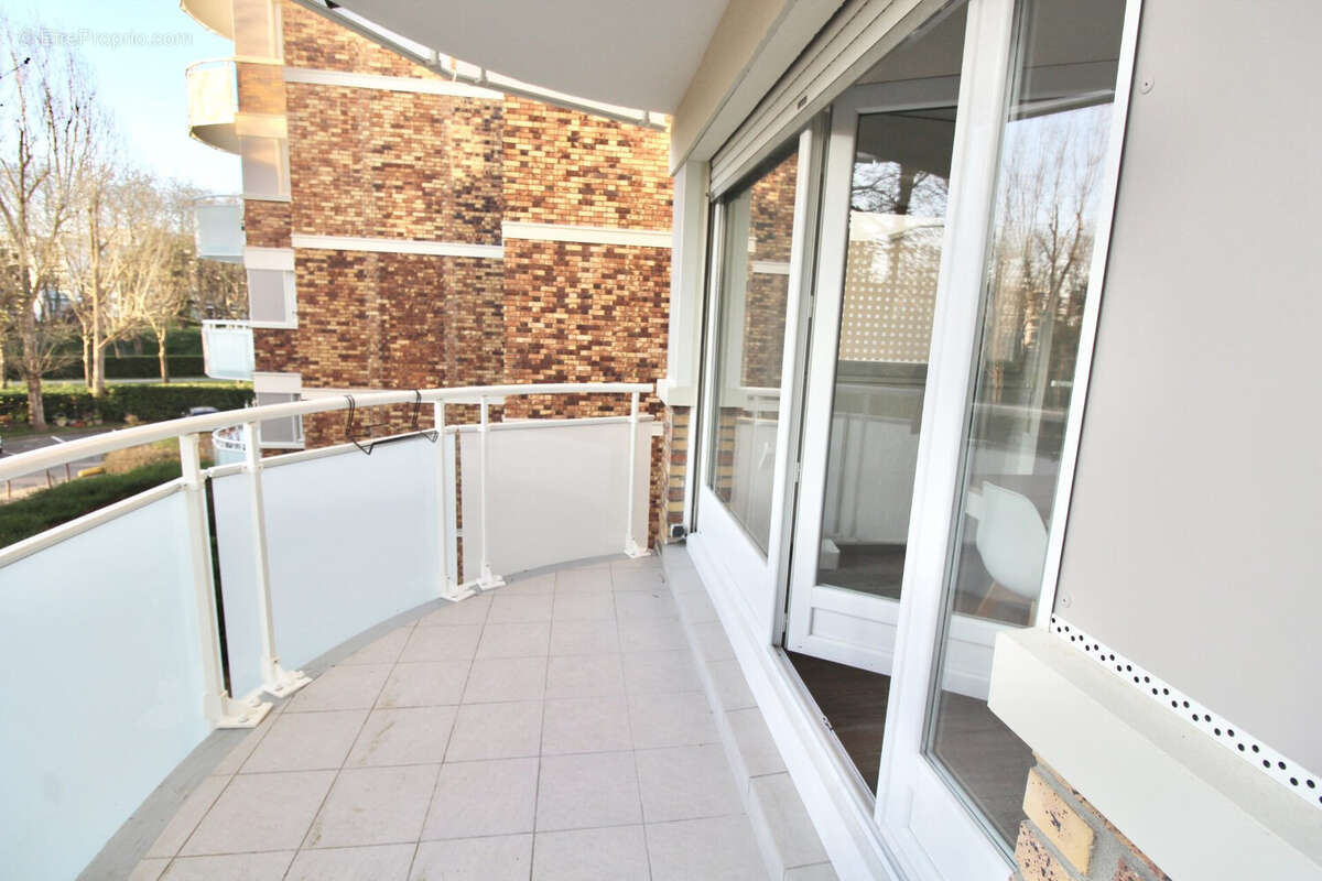 Appartement à MAUREPAS