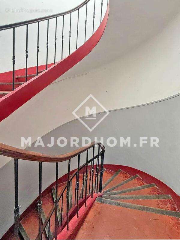 Appartement à MARSEILLE-6E