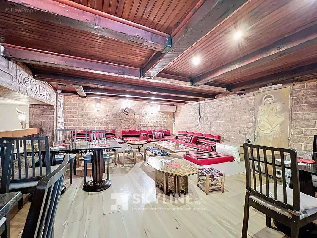 Commerce à MARSEILLE-1E