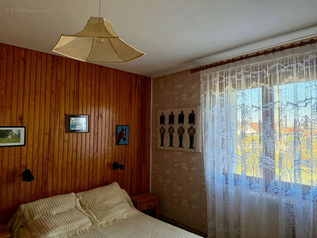 Maison à SAINT-REMY-SUR-AVRE