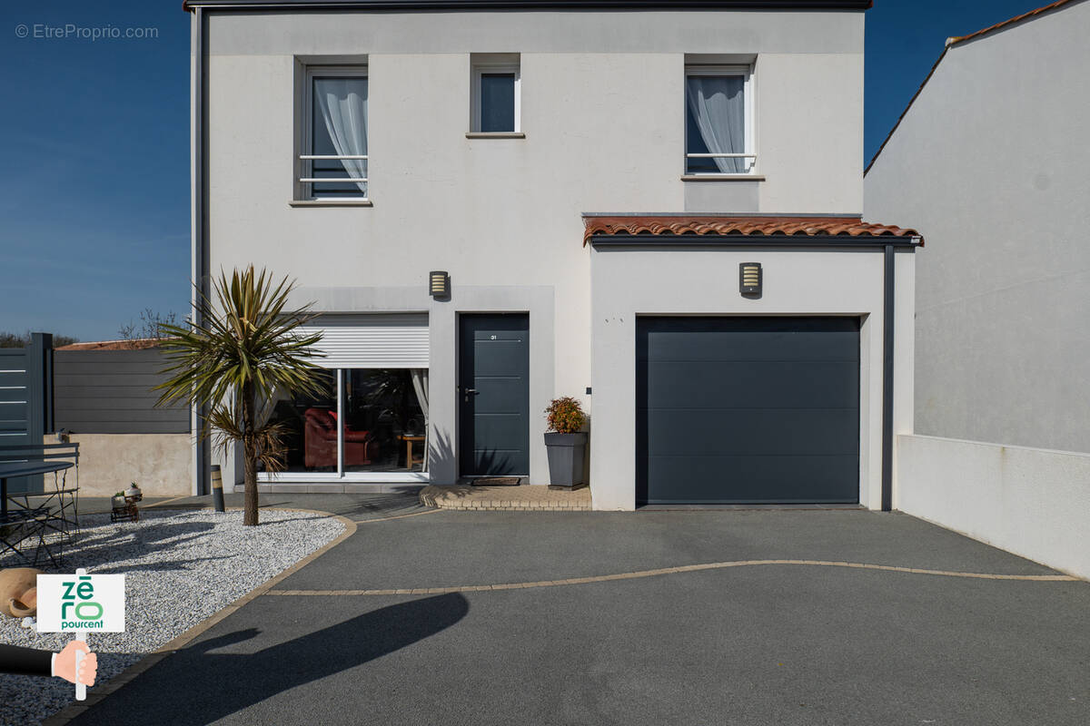 Maison à LE BERNARD