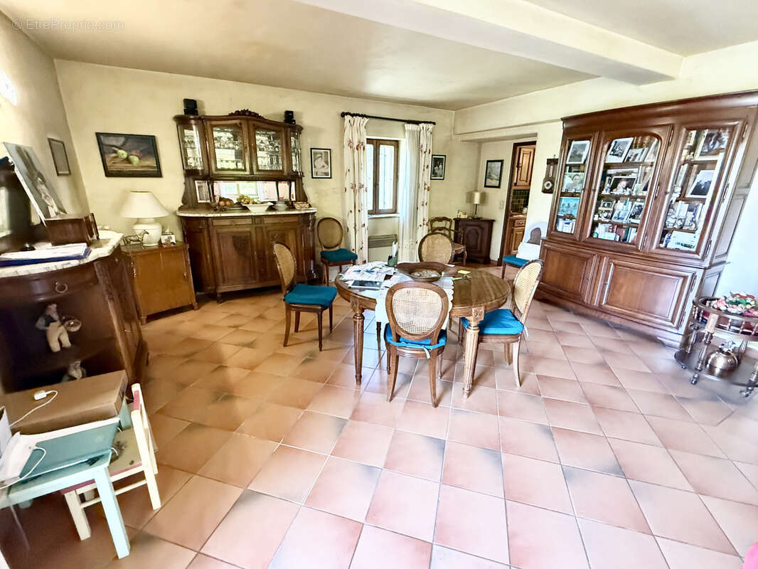 Maison à MOUGINS