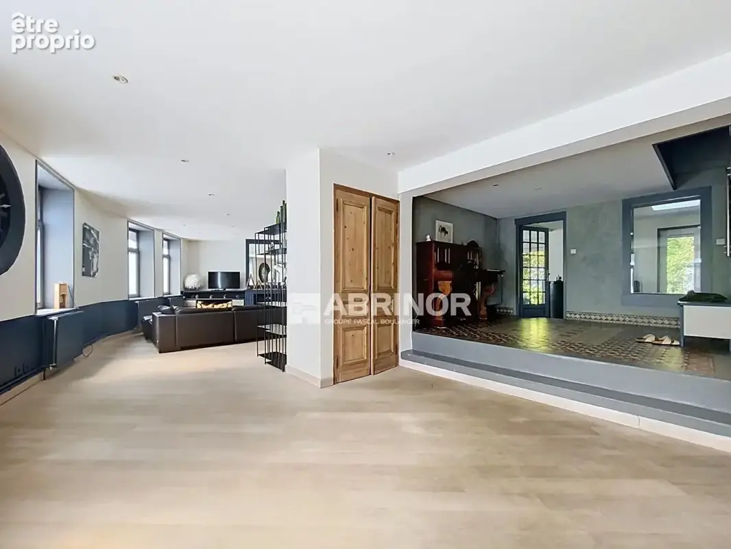 Maison de ville 260m² avec garage et grande terrasse - photo 8