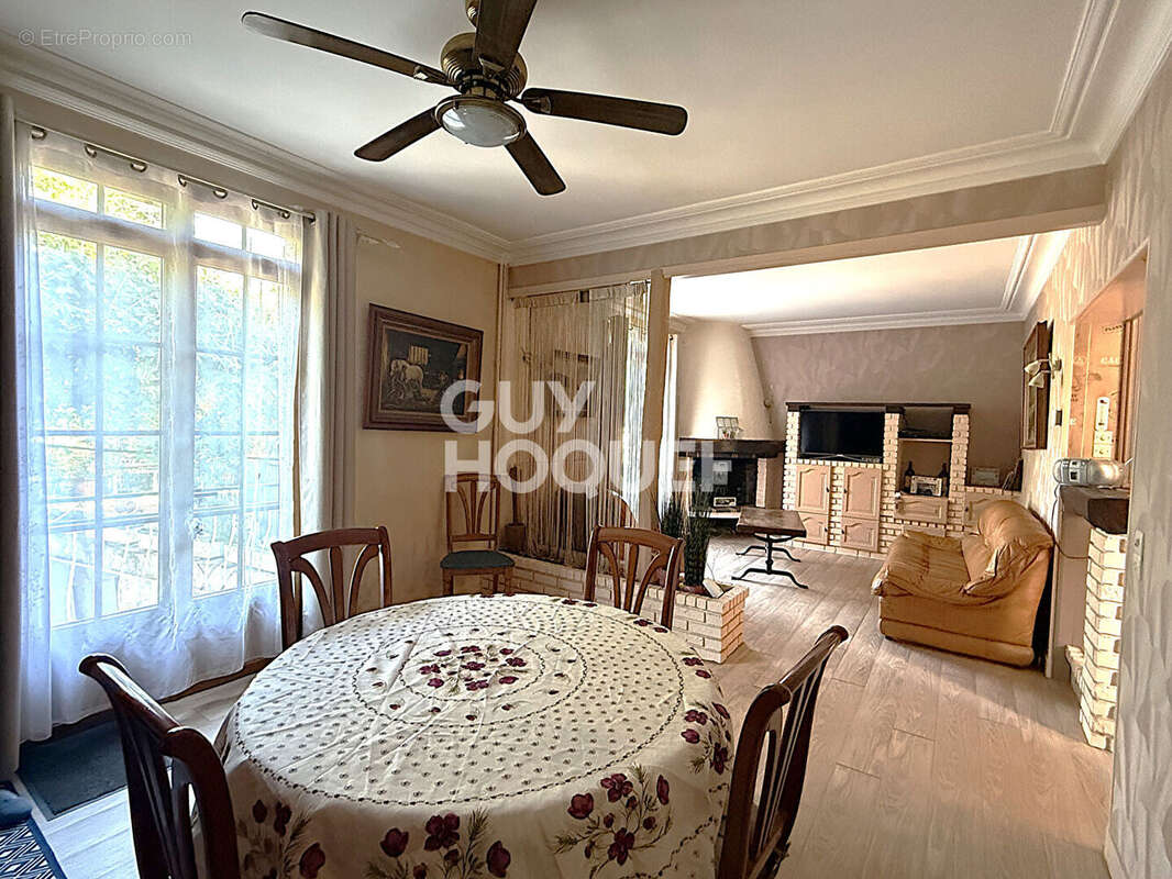 Maison à BALLANCOURT-SUR-ESSONNE