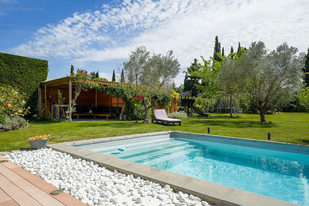 Proche centre-ville Aix-en-Provence, Maison coup de coeur construction passive - photo 3