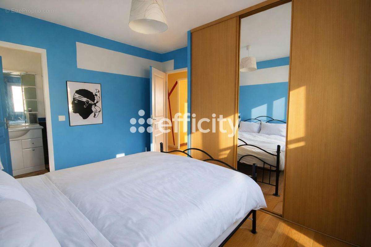 Maison 137 m² à Villaries  - photo 7