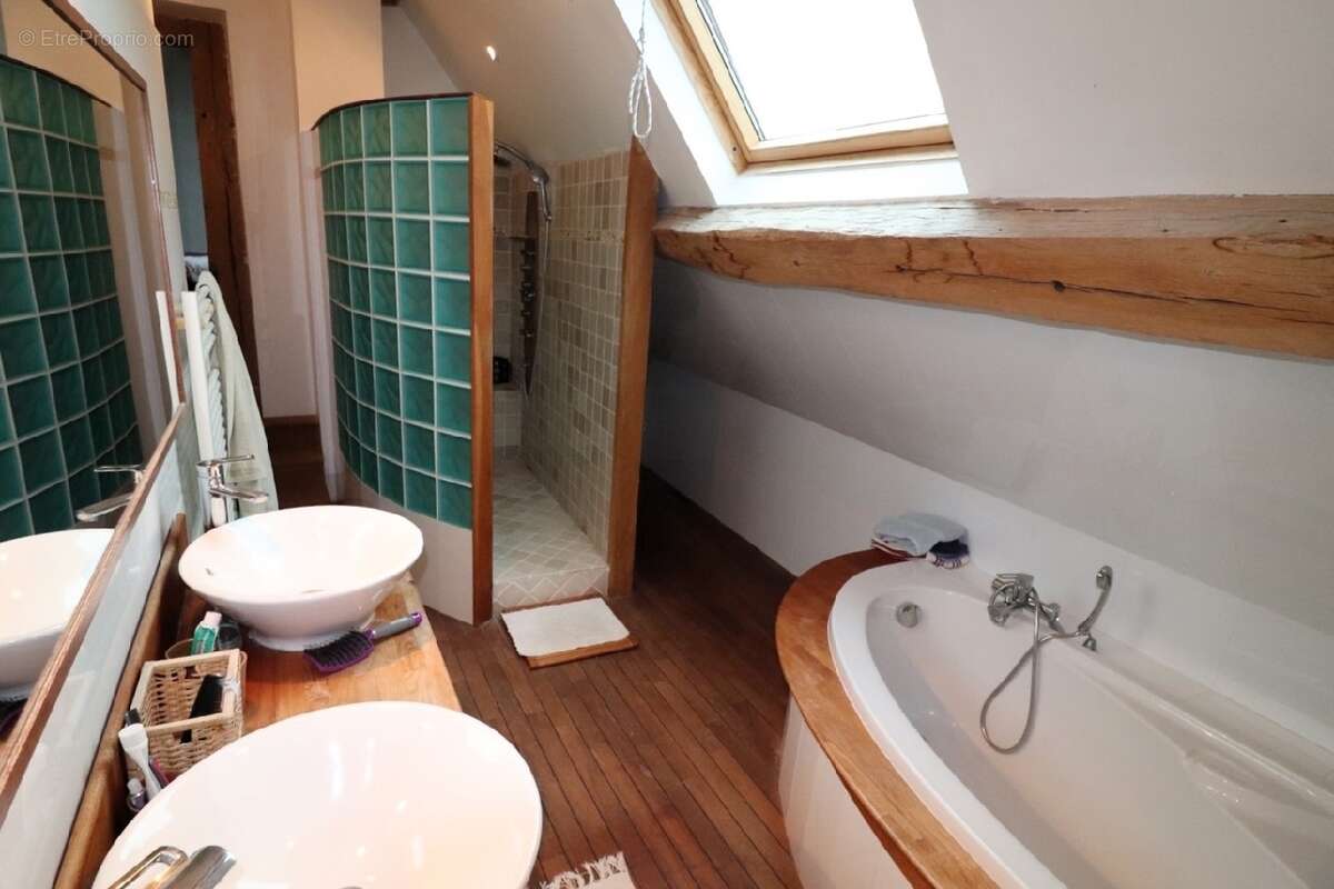 Maison à MARCHEZAIS