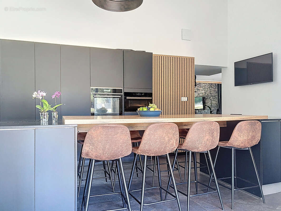 Maison à LAROQUE-DES-ALBERES