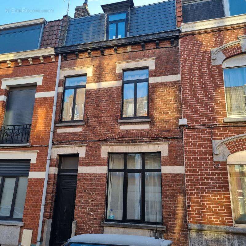 Maison 120 m² à Tourcoing  - photo 2