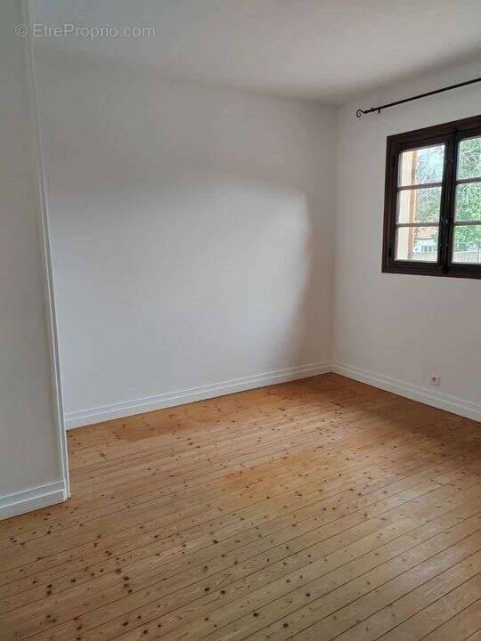 Saint Sauveur- 2 chambres- terrain 2133m²- Calme- proximité - Maison à SAINT-SAUVEUR