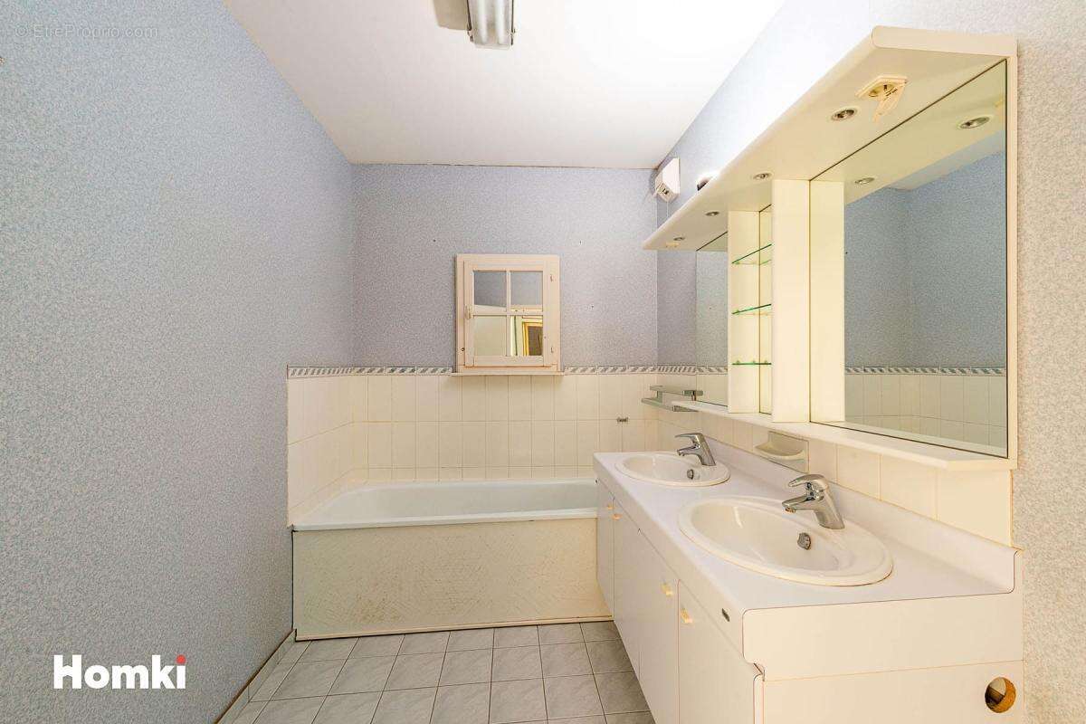 Appartement à SAINT-AMAND-LES-EAUX