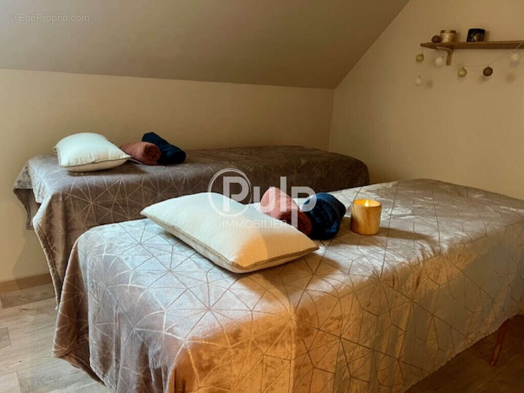 Commerce à FRESNES-LES-MONTAUBAN