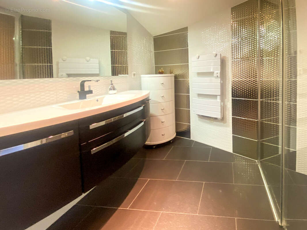 Maison à COURNONTERRAL