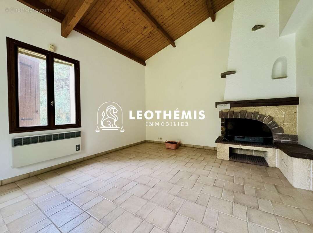 Maison à LA TREMBLADE