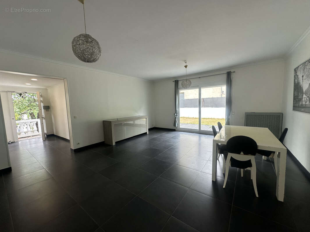 Maison à CHAMPIGNY-SUR-MARNE