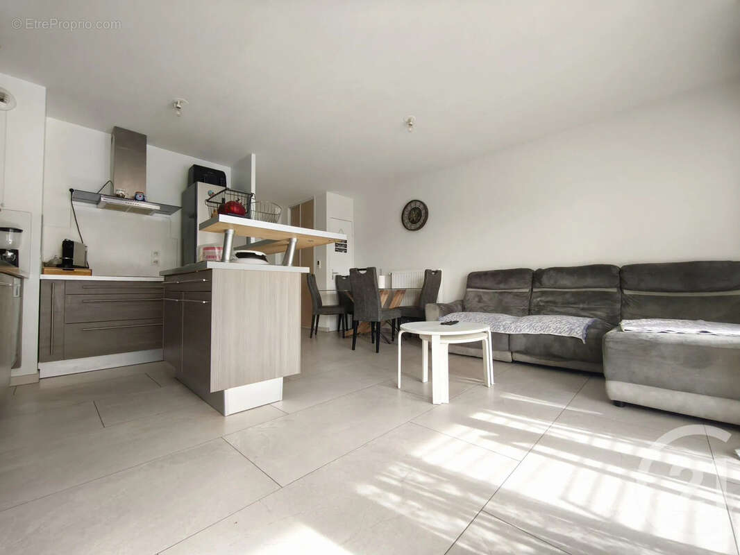 Appartement à SAINT-FONS