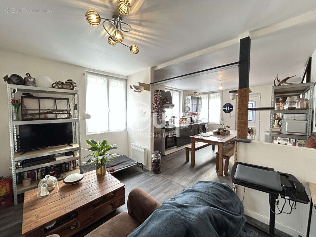 Maison à HAILLICOURT