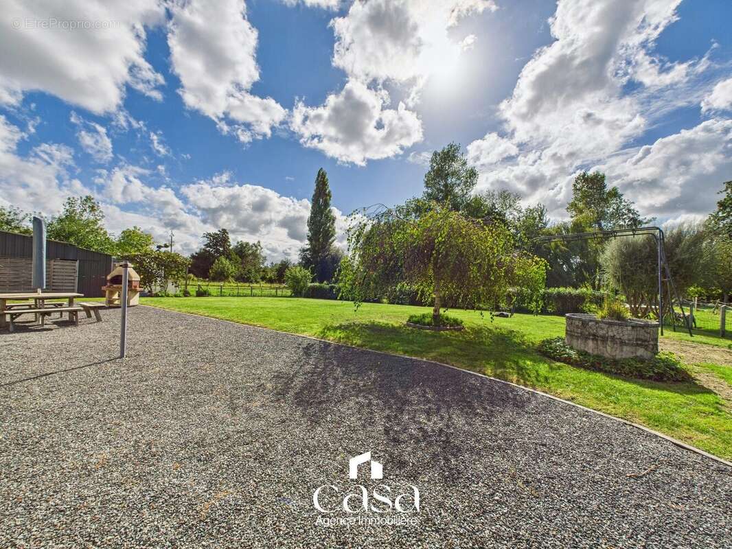 Maison à LINGREVILLE