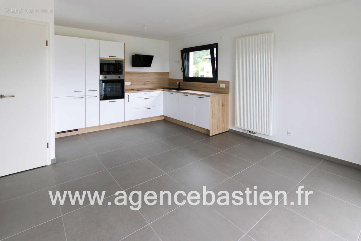 Appartement à DIVONNE-LES-BAINS