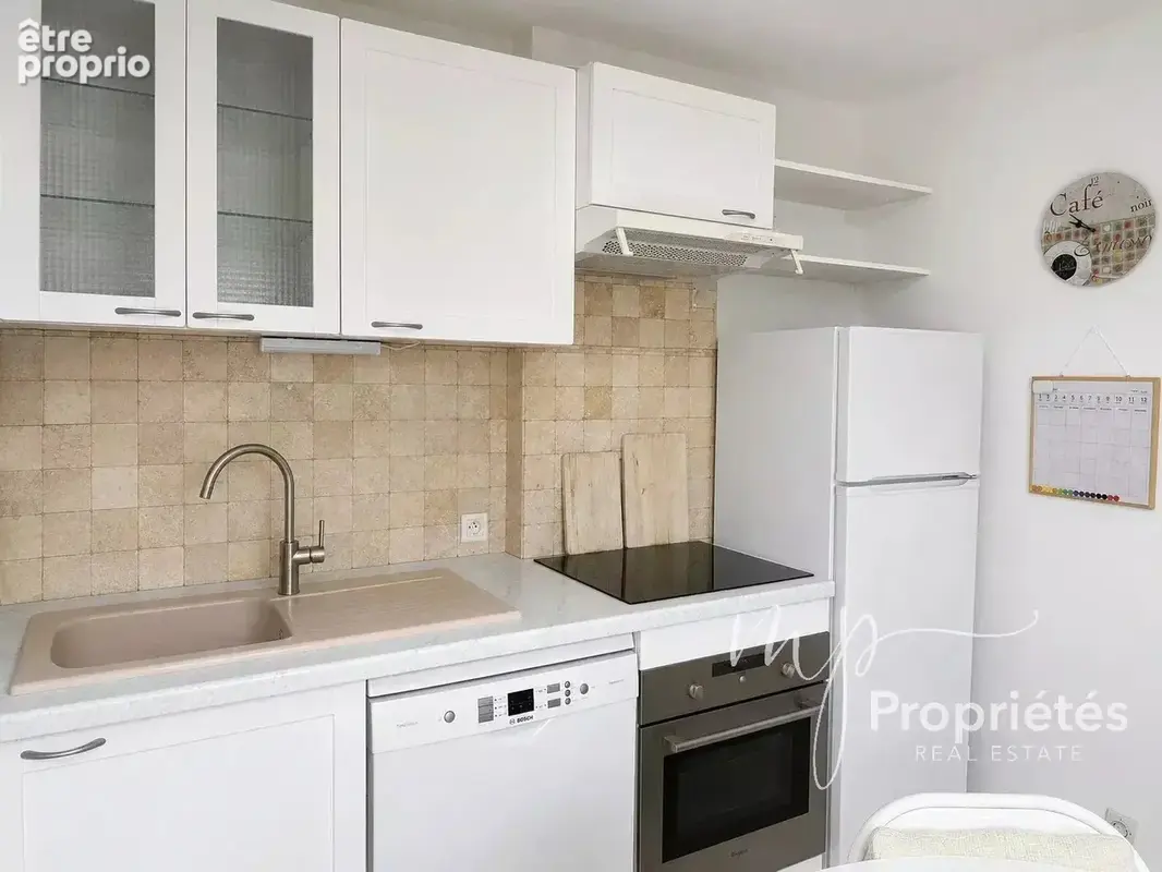 A vendre à Cavalaire-sur-Mer – Appartement 3 Pièces avec Box fermé proche plage et commodités - photo 4