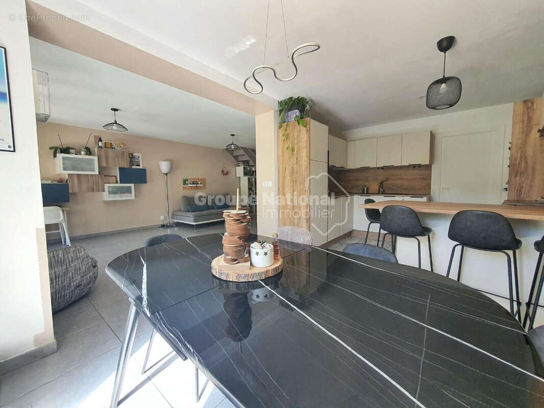 Maison à PORT-DE-BOUC