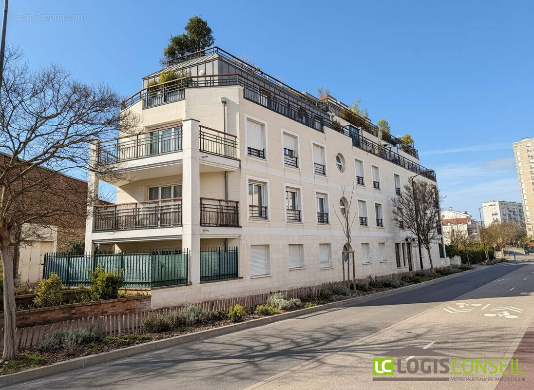 Appartement à CHATILLON