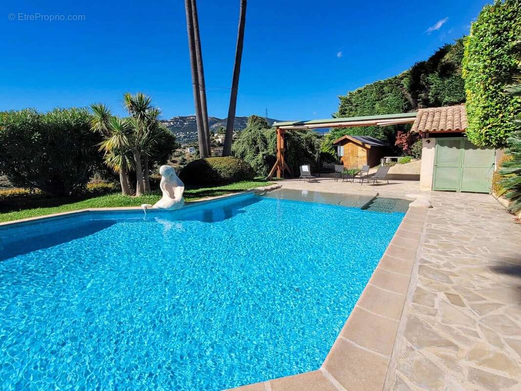 NICE CREMAT - Villa familiale avec piscine et terrains de jeux - photo 2