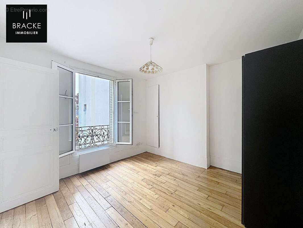 Appartement à LA GARENNE-COLOMBES