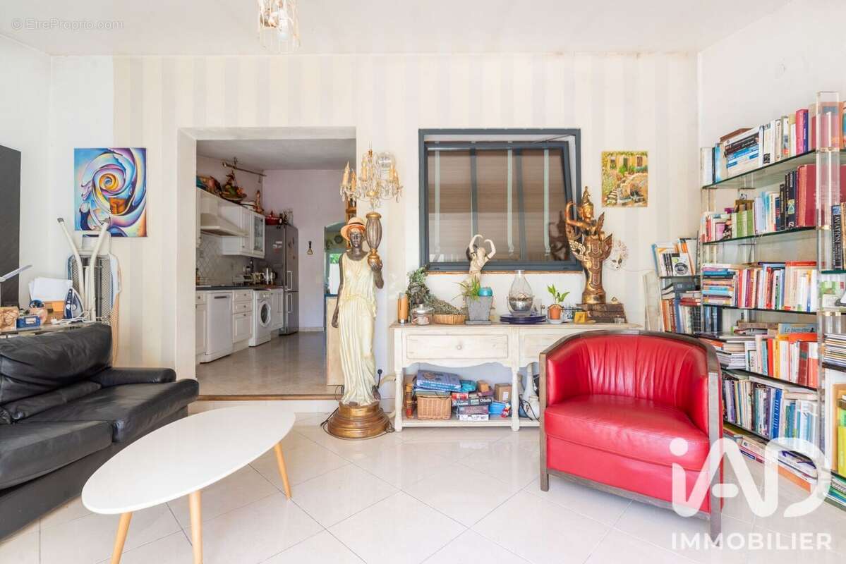 Maison 72 m² à Grasse  - photo 4