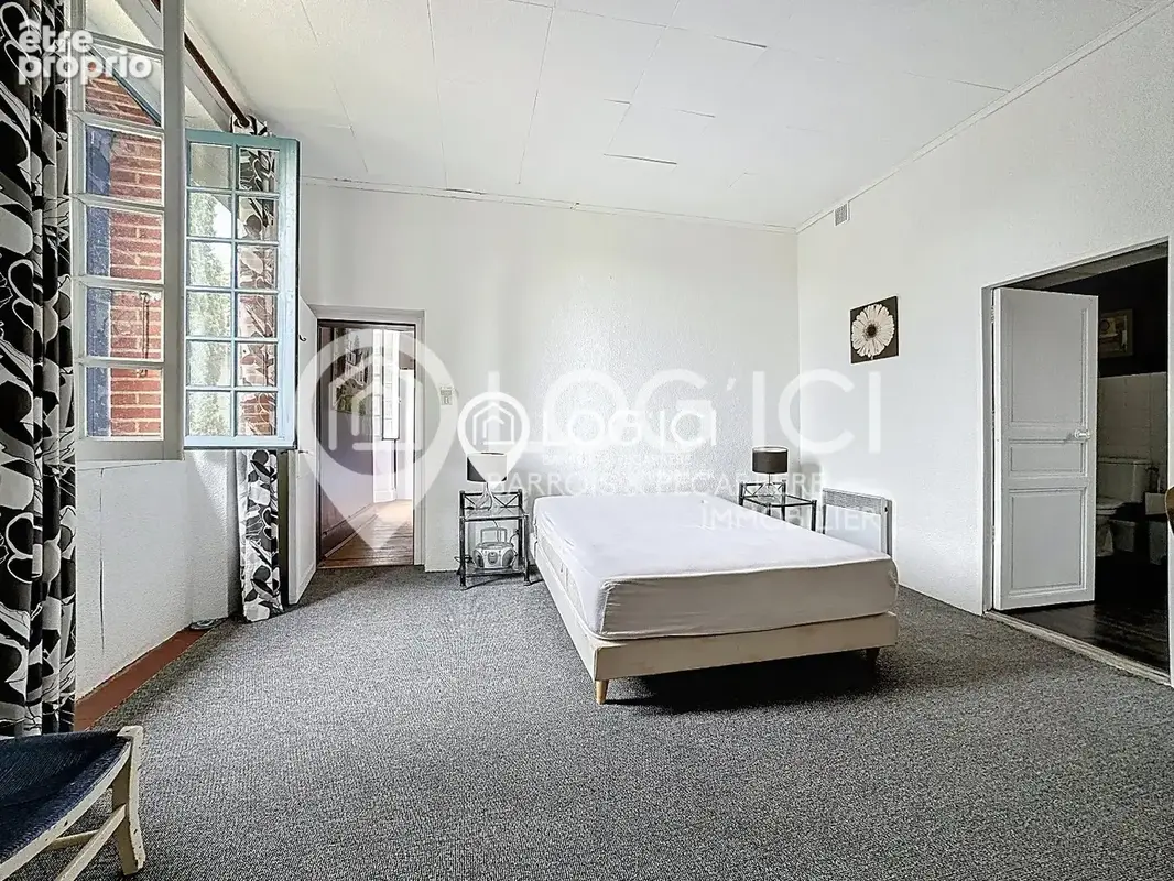 Propriété d'exception avec maison et dépendances - photo 14