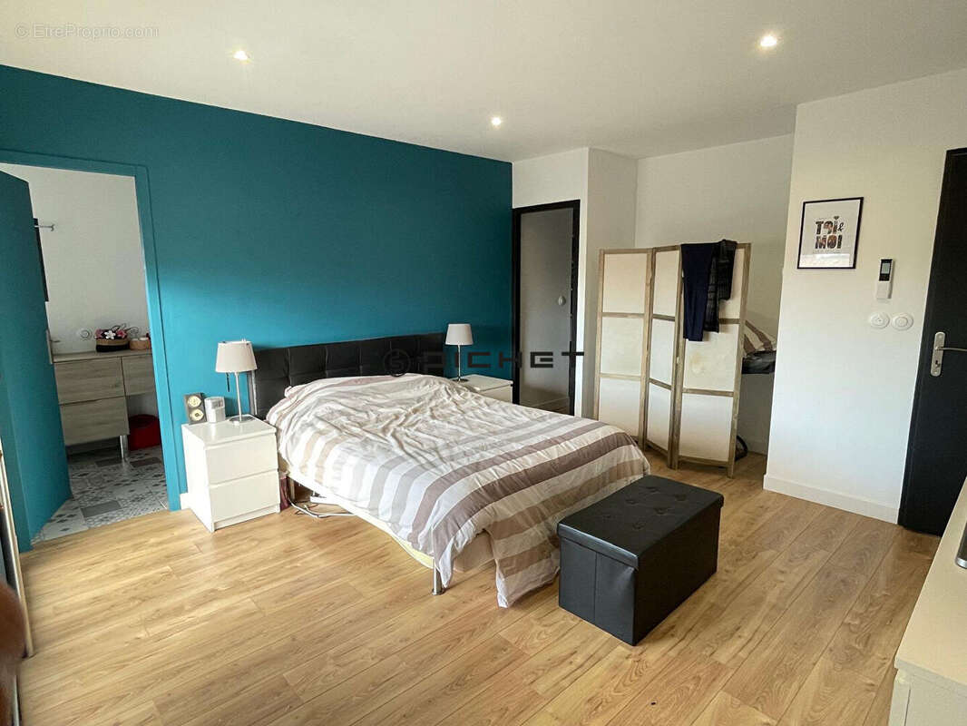 Maison à SAINT-MEDARD-EN-JALLES