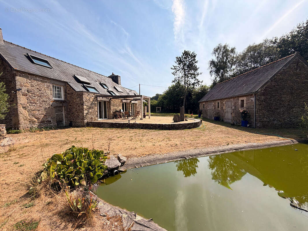 Belle Propriété PLOUGONVEN - photo 2