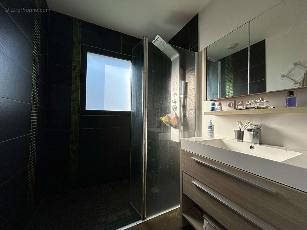 Maison à BOISGERVILLY