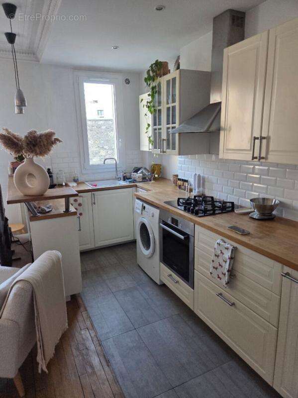 Appartement à LEVALLOIS-PERRET