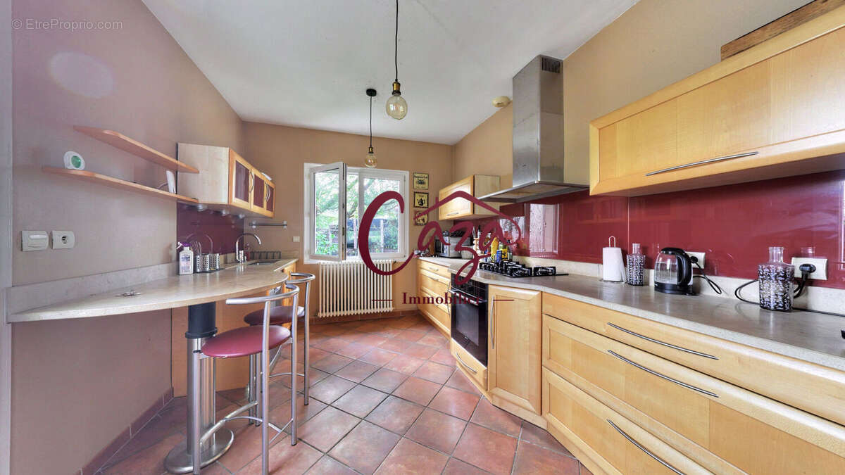Maison en pierre 5 chambres - 33370 POMPIGNAC - photo 5