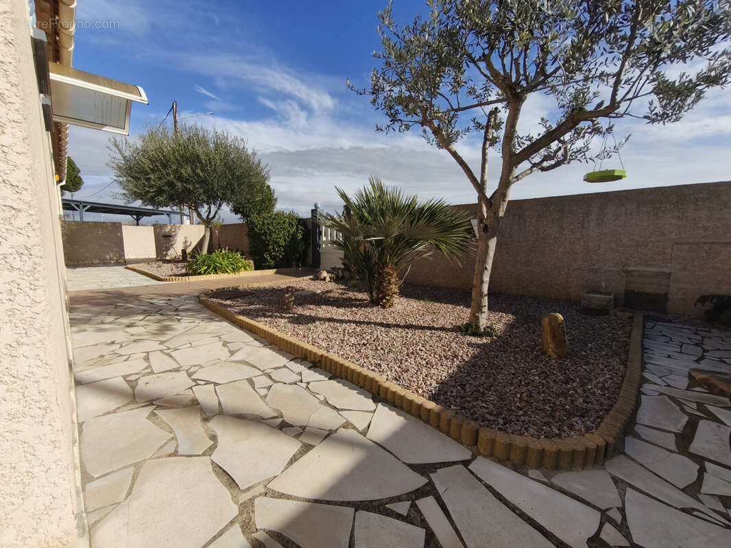 Maison à LIGNAN-SUR-ORB